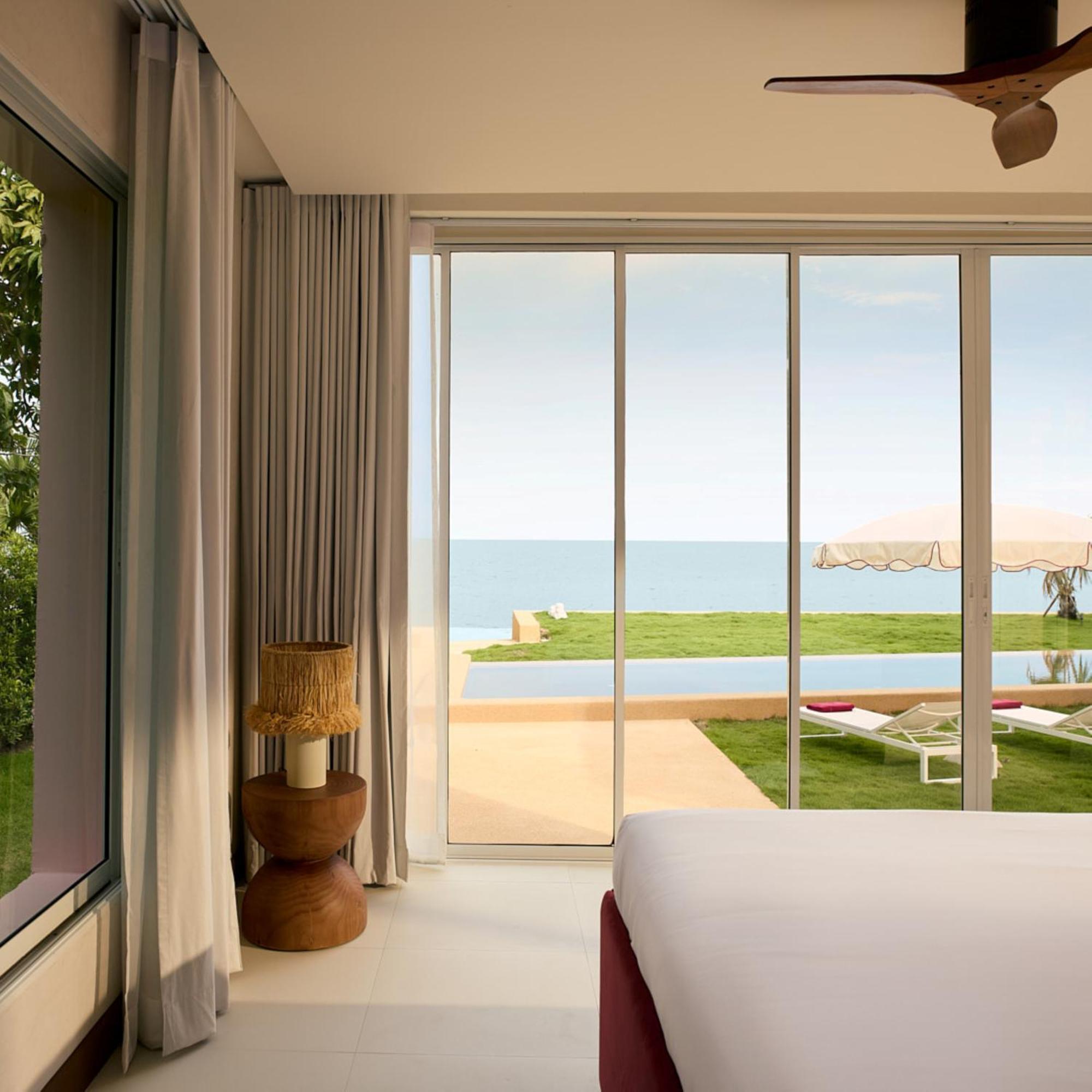 Mahi-Mahi Beachfront Villa By Yudee Assets Cha-Am Exterior photo